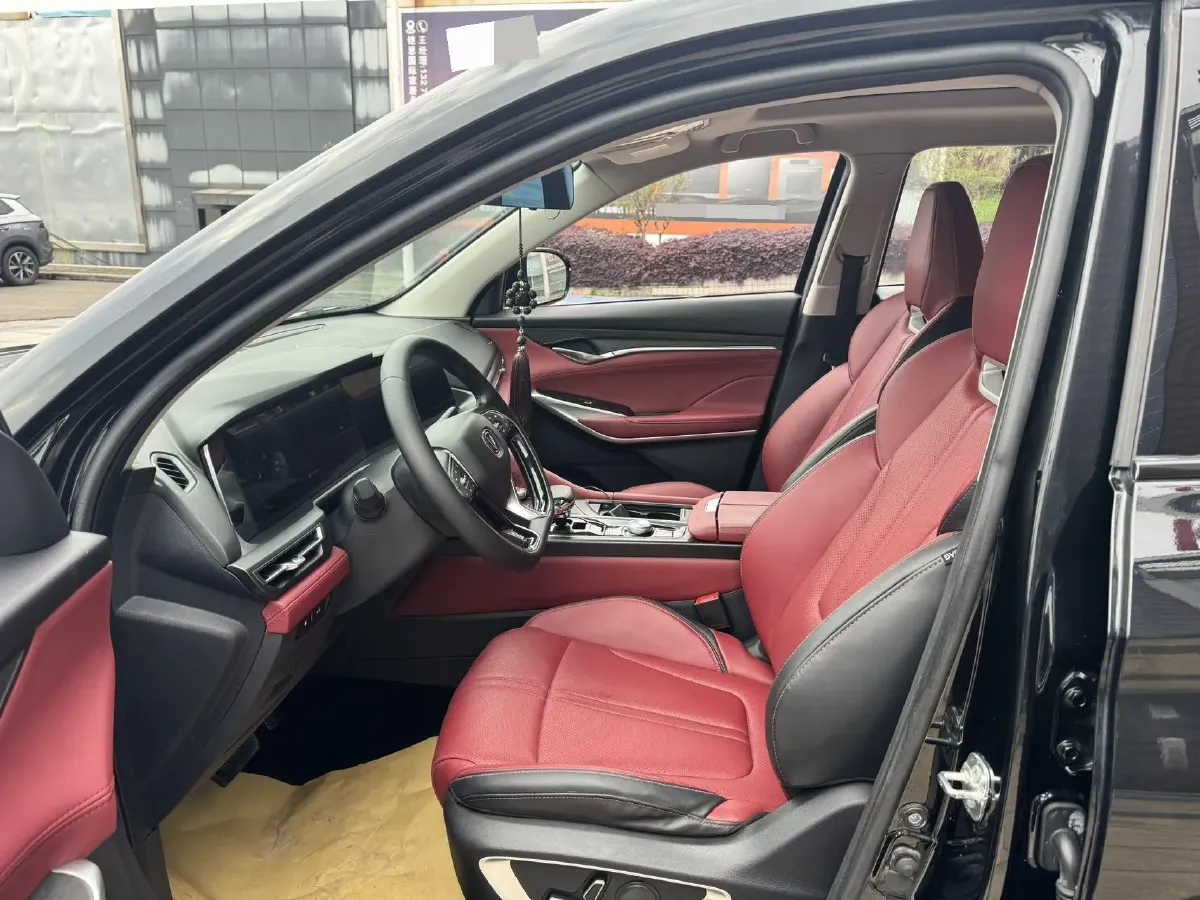 2021 ChangAn CS75 Plus 2.0T 233HP L4 8AT,autocango,china used car exporter,china ev exporter,chinese used car exporter,chinese used ev exporter