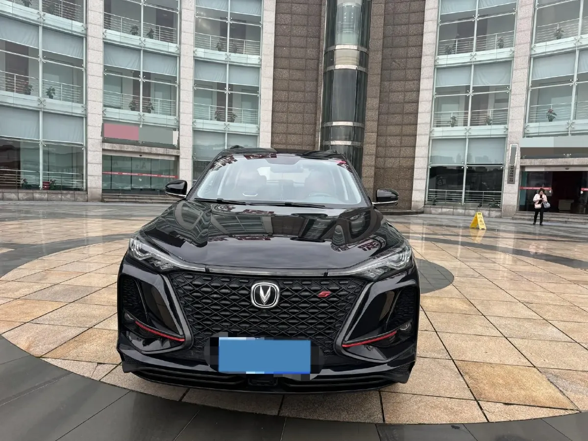 2021 ChangAn CS75 Plus 2.0T 233HP L4 8AT,autocango,china used car exporter,china ev exporter,chinese used car exporter,chinese used ev exporter