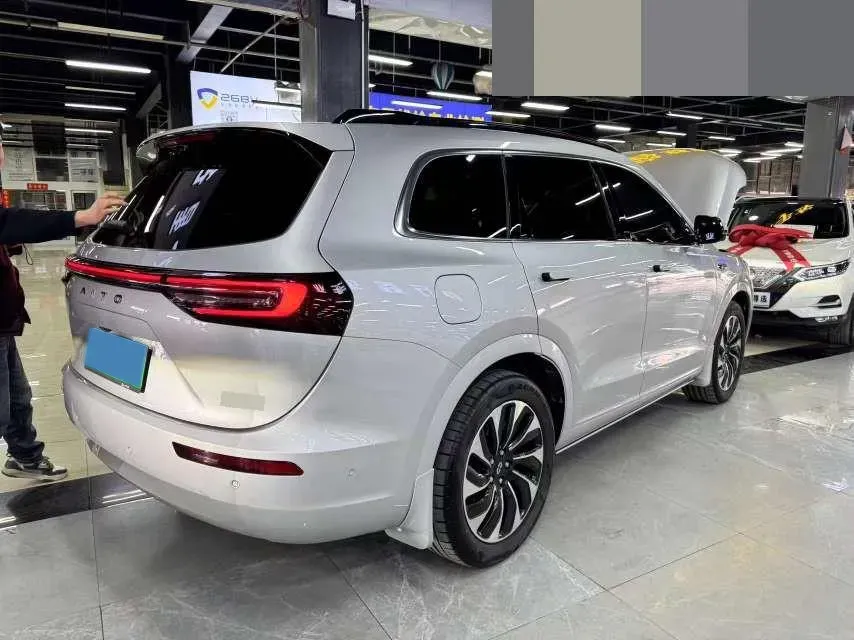 2024 AITO AITO M7 1.5T 152HP L4 REEV 40KWH,autocango,china used car exporter,china ev exporter,chinese used car exporter,chinese used ev exporter