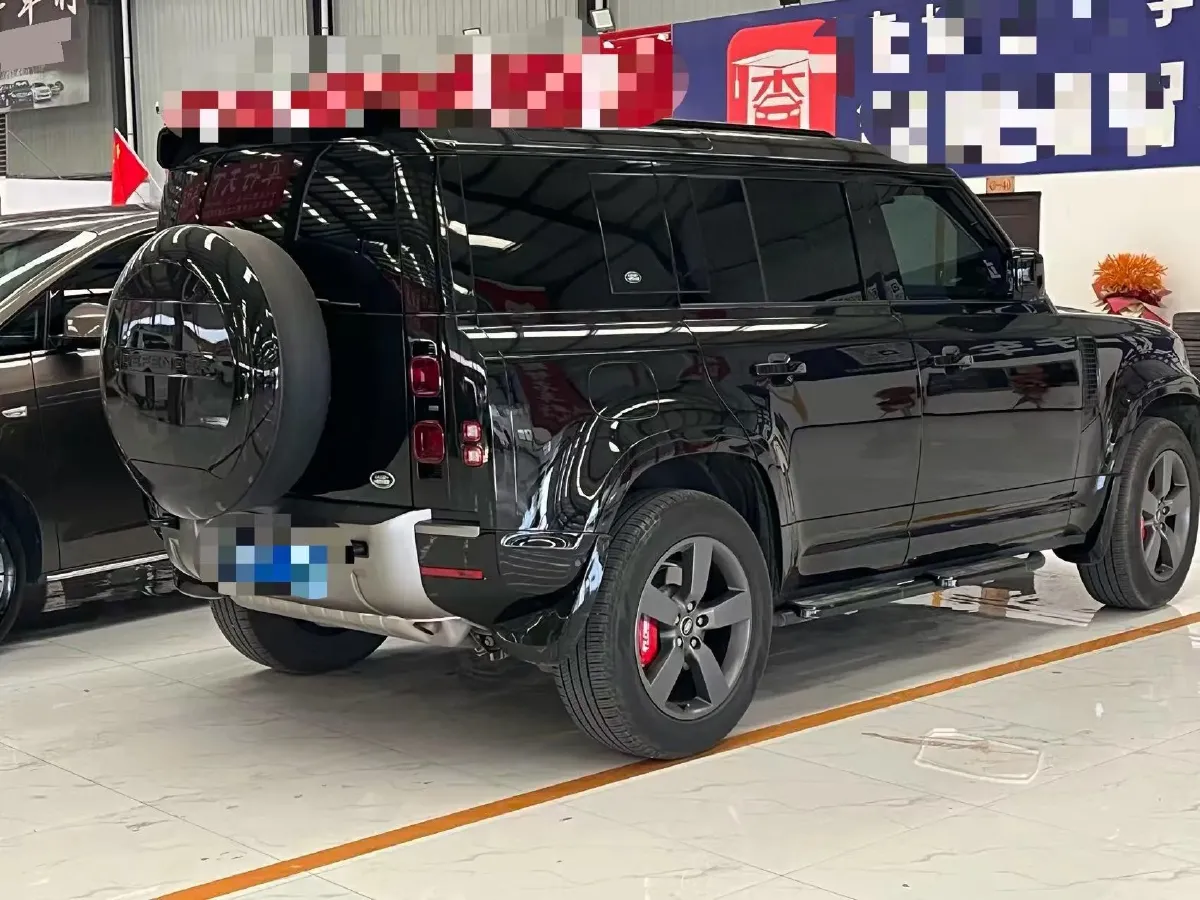 2025 Land Rover Defender 3.0T 400HP L6 8AT,autocango,china used car exporter,china ev exporter,chinese used car exporter,chinese used ev exporter