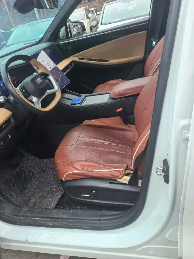 2024 Geely Galaxy L7 1.5T 163HP L4 3DHT PHEV 18.7KWH,autocango,china used car exporter,china ev exporter,chinese used car exporter,chinese used ev exporter