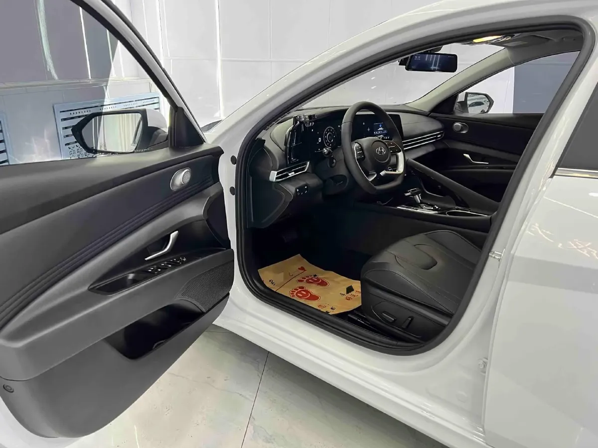 2022 Hyundai Elantra 1.5L 115HP L4 CVT,autocango,china used car exporter,china ev exporter,chinese used car exporter,chinese used ev exporter