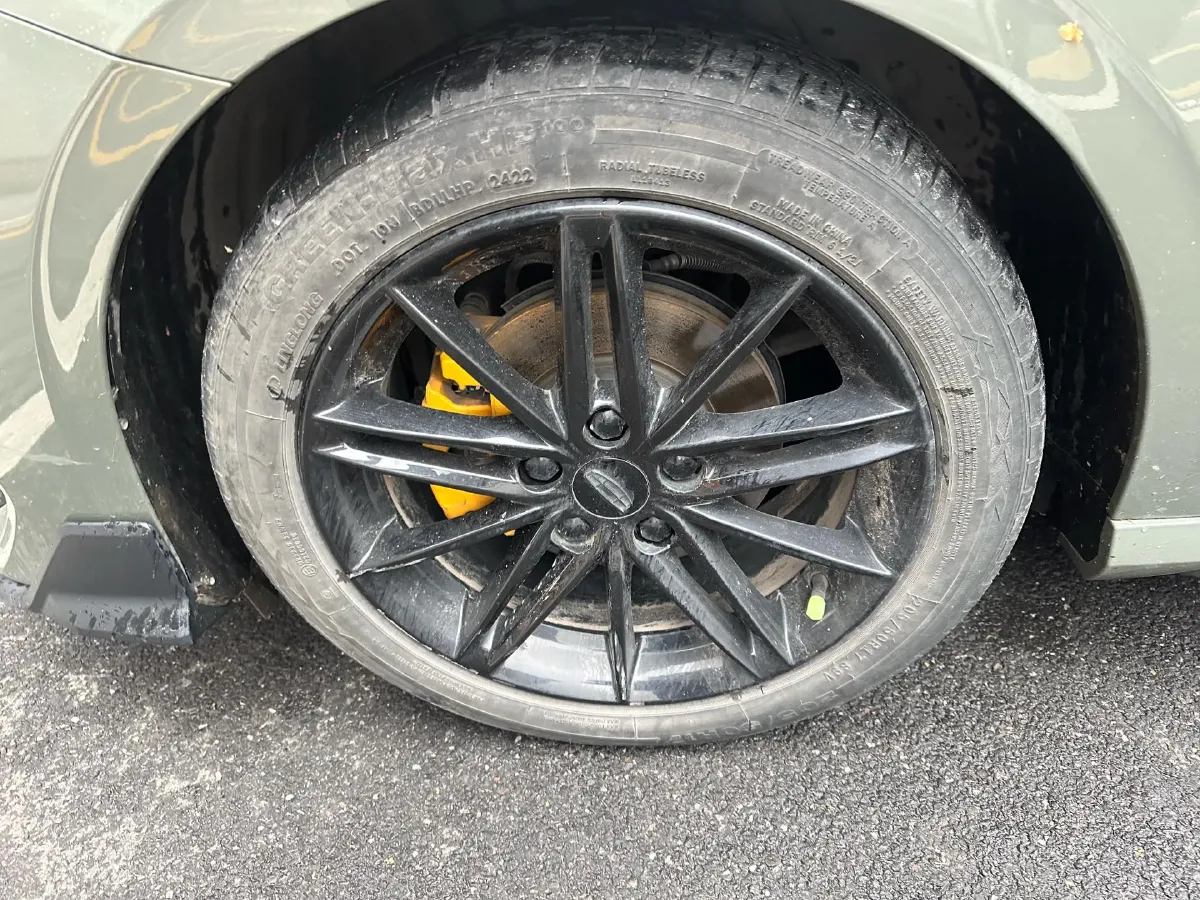 2022 Geely Binray 1.5T 181HP L4 7DCT,autocango,china used car exporter,china ev exporter,chinese used car exporter,chinese used ev exporter