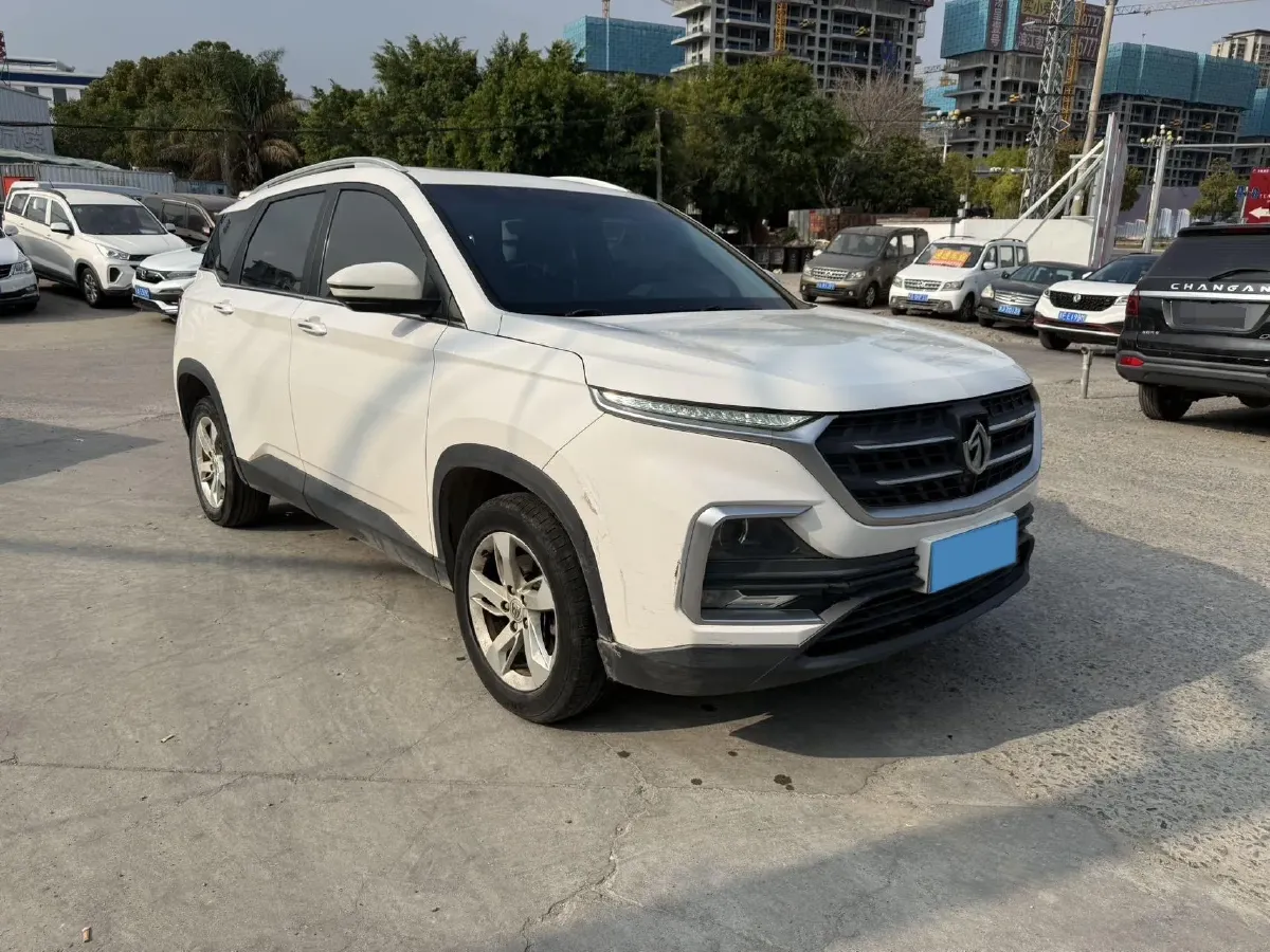 2019 BaoJun 530 1.5T 151HP L4 CVT,autocango,china used car exporter,china ev exporter,chinese used car exporter,chinese used ev exporter