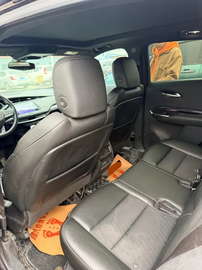 2023 Cadillac XT4 2.0T 237HP L4 9AT,autocango,china used car exporter,china ev exporter,chinese used car exporter,chinese used ev exporter