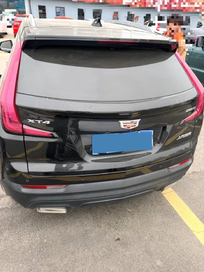 2023 Cadillac XT4 2.0T 237HP L4 9AT,autocango,china used car exporter,china ev exporter,chinese used car exporter,chinese used ev exporter
