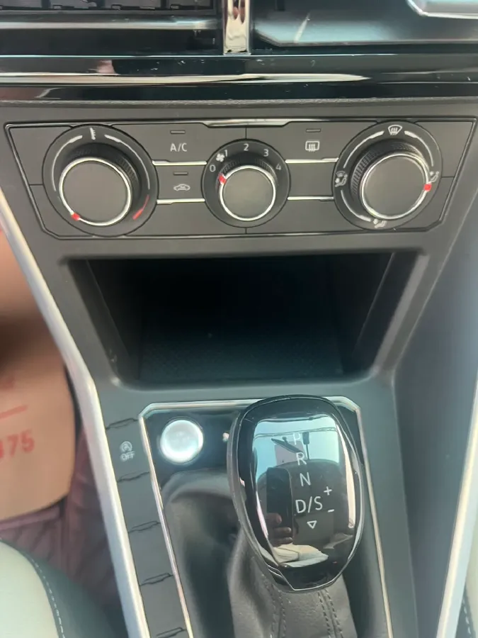 2023 Volkswagen Polo 1.5L 113HP L4 6AT,autocango,china used car exporter,china ev exporter,chinese used car exporter,chinese used ev exporter