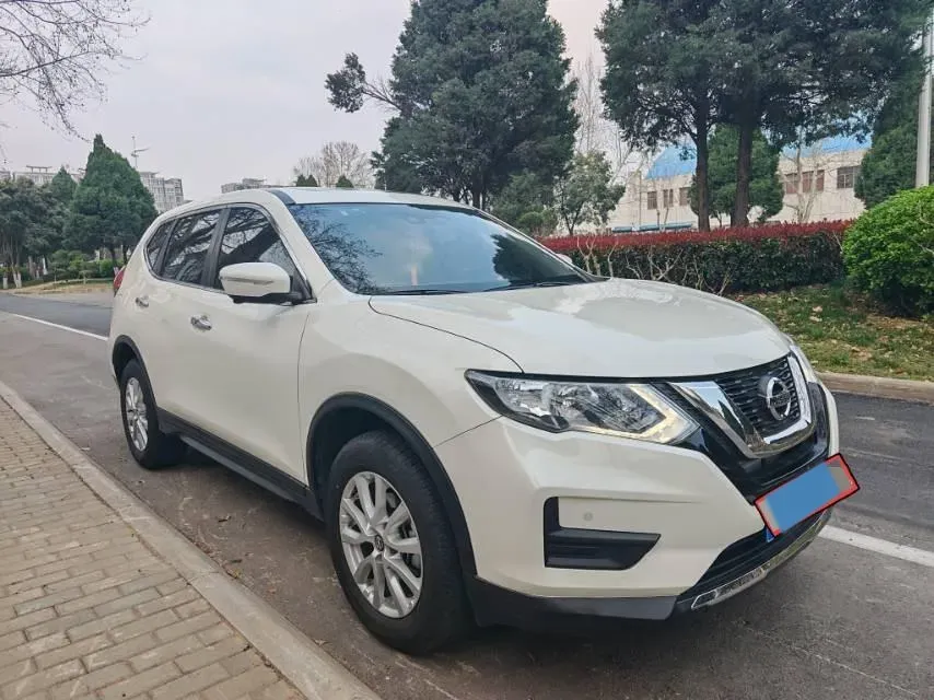 2023 Nissan X-Trail 2.0L 151HP L4 CVT,autocango,china used car exporter,china ev exporter,chinese used car exporter,chinese used ev exporter