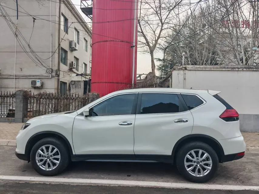 2023 Nissan X-Trail 2.0L 151HP L4 CVT,autocango,china used car exporter,china ev exporter,chinese used car exporter,chinese used ev exporter