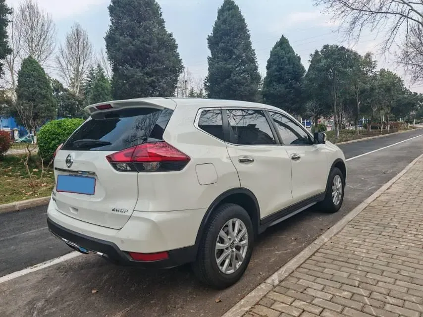 2023 Nissan X-Trail 2.0L 151HP L4 CVT,autocango,china used car exporter,china ev exporter,chinese used car exporter,chinese used ev exporter