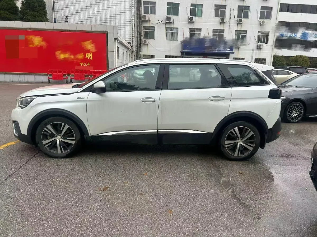 2017 Peugeot 5008 1.6T 167HP L4 6AT,autocango,china used car exporter,china ev exporter,chinese used car exporter,chinese used ev exporter