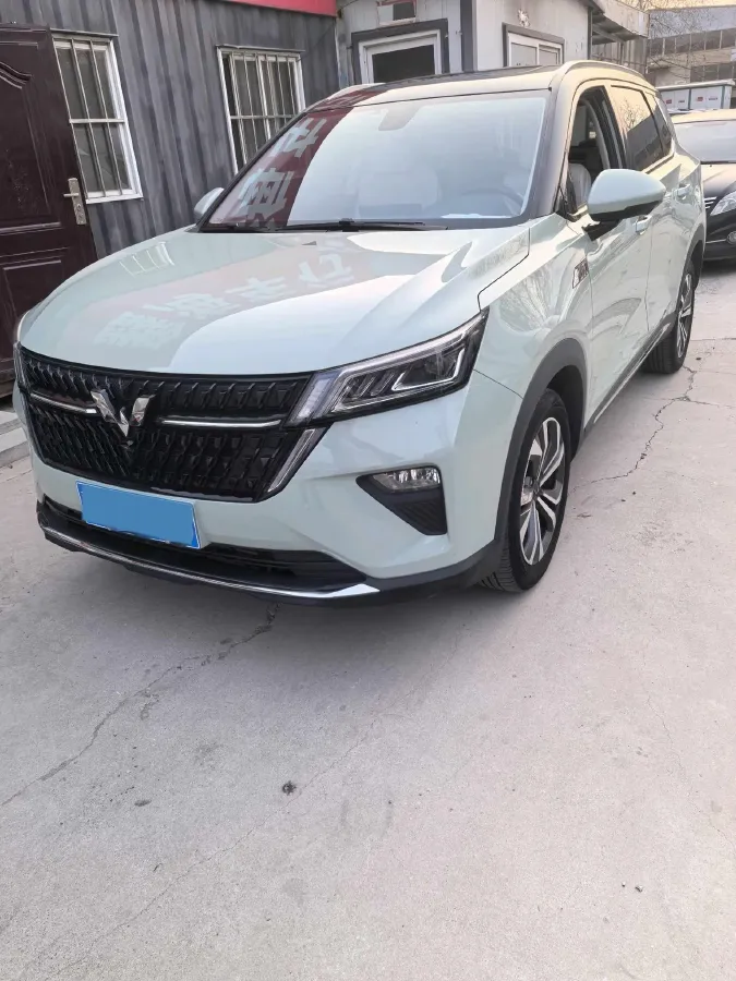 2021 WuLing XingChen 1.5T 147HP L4 CVT,autocango,china used car exporter,china ev exporter,chinese used car exporter,chinese used ev exporter