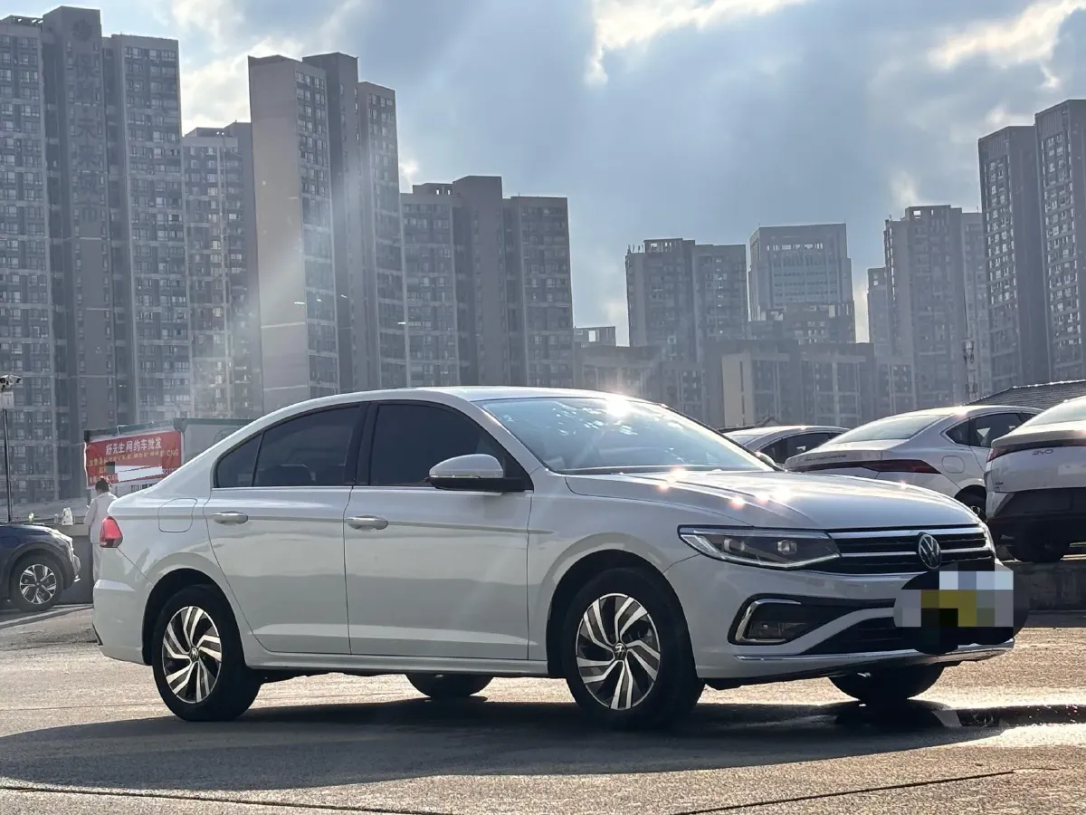 2024 Volkswagen Bora 1.4T 150HP L4 7DCT,autocango,china used car exporter,china ev exporter,chinese used car exporter,chinese used ev exporter