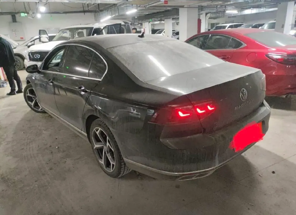 2023 Volkswagen Magotan 2.0T 186HP L4 7DCT,autocango,china used car exporter,china ev exporter,chinese used car exporter,chinese used ev exporter