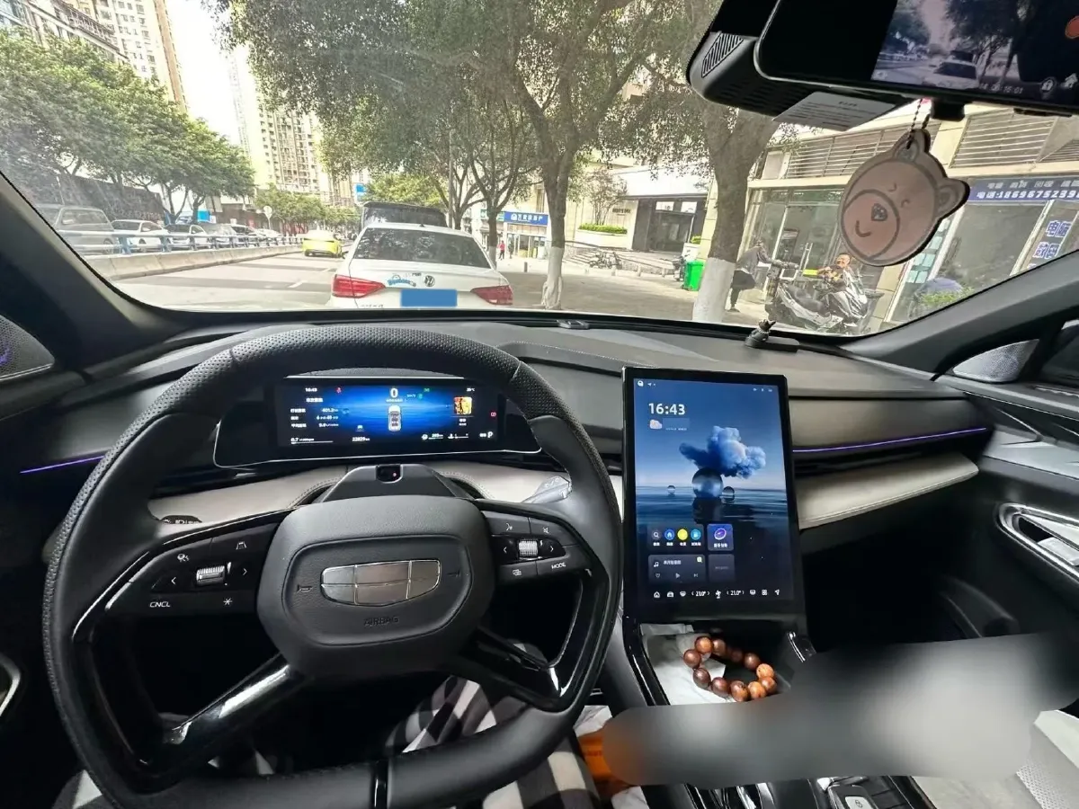 2023 Geely Azkarra 1.5T 181HP L4 7DCT,autocango,china used car exporter,china ev exporter,chinese used car exporter,chinese used ev exporter