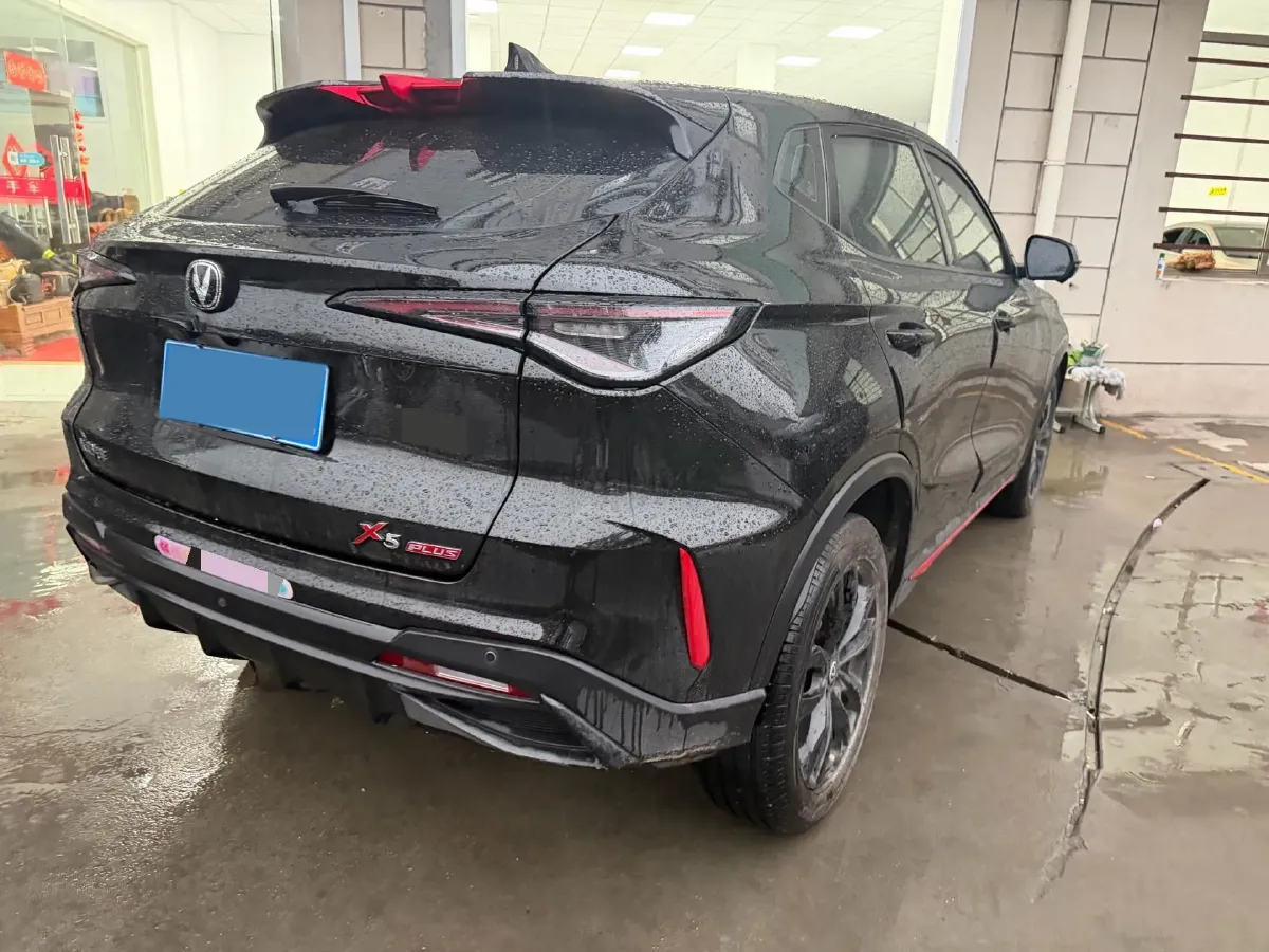 2024 ChangAn X5 PLUS 1.5T 188HP L4 7DCT,autocango,china used car exporter,china ev exporter,chinese used car exporter,chinese used ev exporter