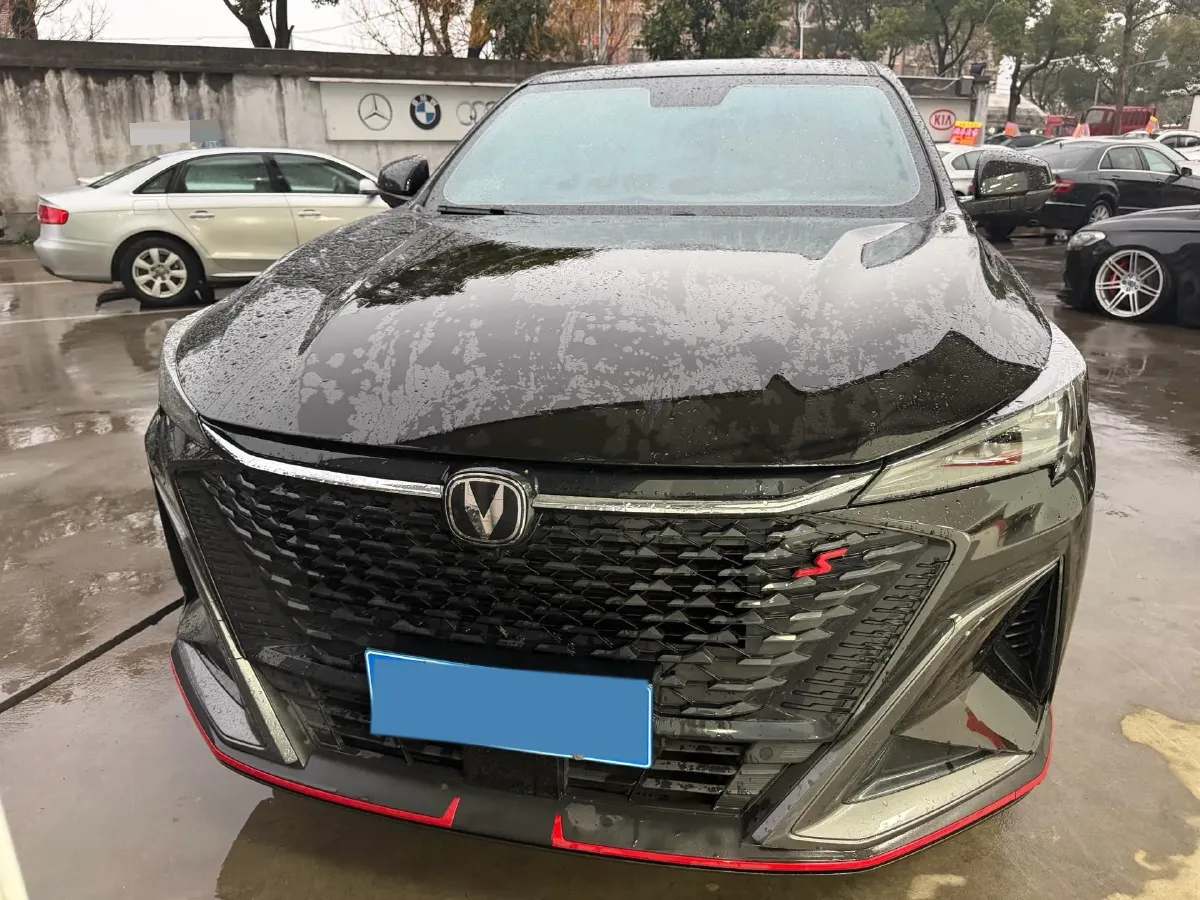 2024 ChangAn X5 PLUS 1.5T 188HP L4 7DCT,autocango,china used car exporter,china ev exporter,chinese used car exporter,chinese used ev exporter