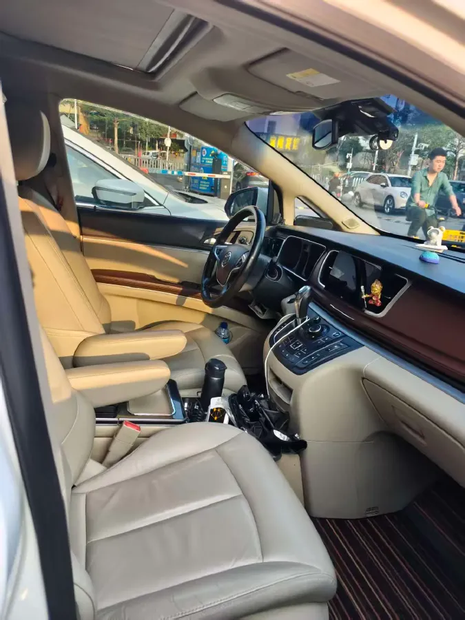 2018 Buick GL8 2.0T 260HP L4 6AT,autocango,china used car exporter,china ev exporter,chinese used car exporter,chinese used ev exporter