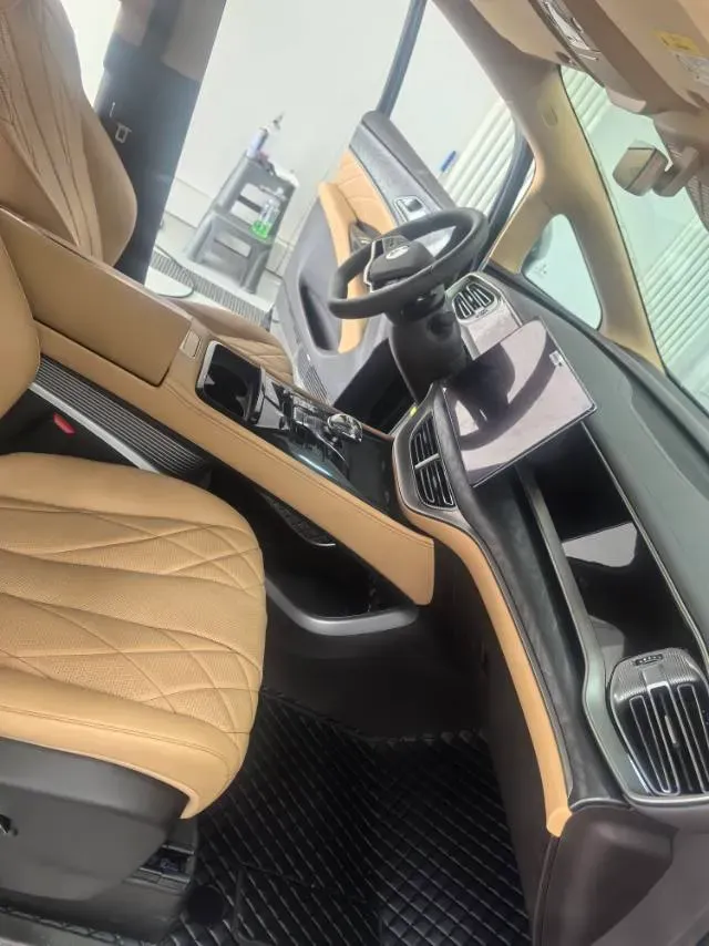 2025 Denza D9 1.5T 156HP L4 E-CVT PHEV 40KWH,autocango,china used car exporter,china ev exporter,chinese used car exporter,chinese used ev exporter