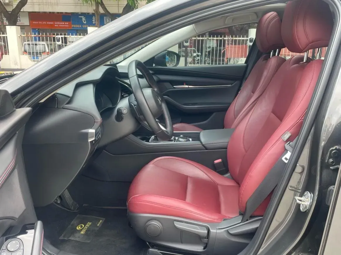 2022 Mazda 3 Axela 2.0L 158HP L4 6AT,autocango,china used car exporter,china ev exporter,chinese used car exporter,chinese used ev exporter