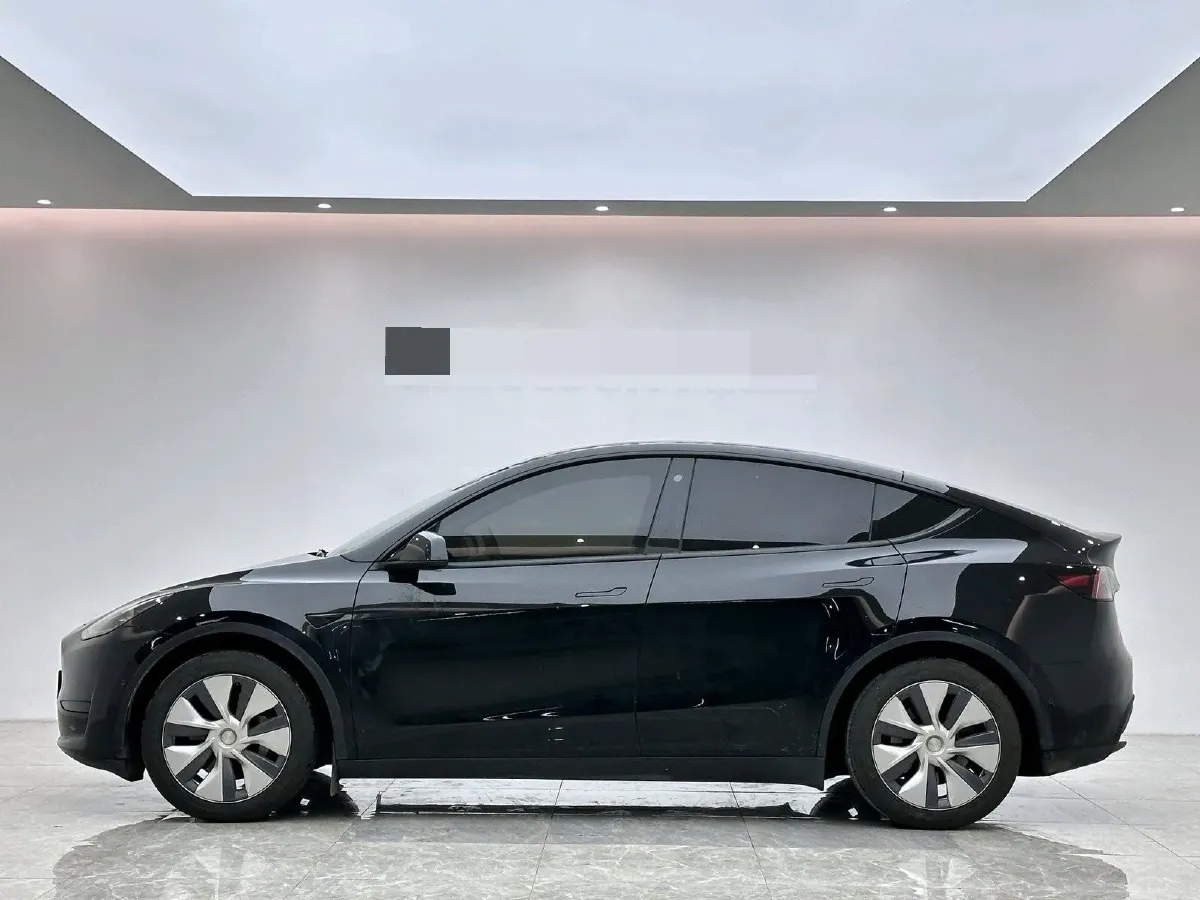 2022 Tesla Model Y BEV 60KWH,autocango,china used car exporter,china ev exporter,chinese used car exporter,chinese used ev exporter