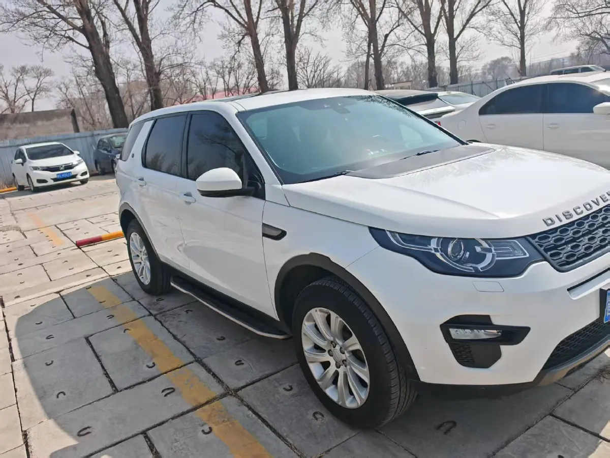 2018 Land Rover Discovery Sport 2.0T 241HP L4 9AT,autocango,china used car exporter,china ev exporter,chinese used car exporter,chinese used ev exporter