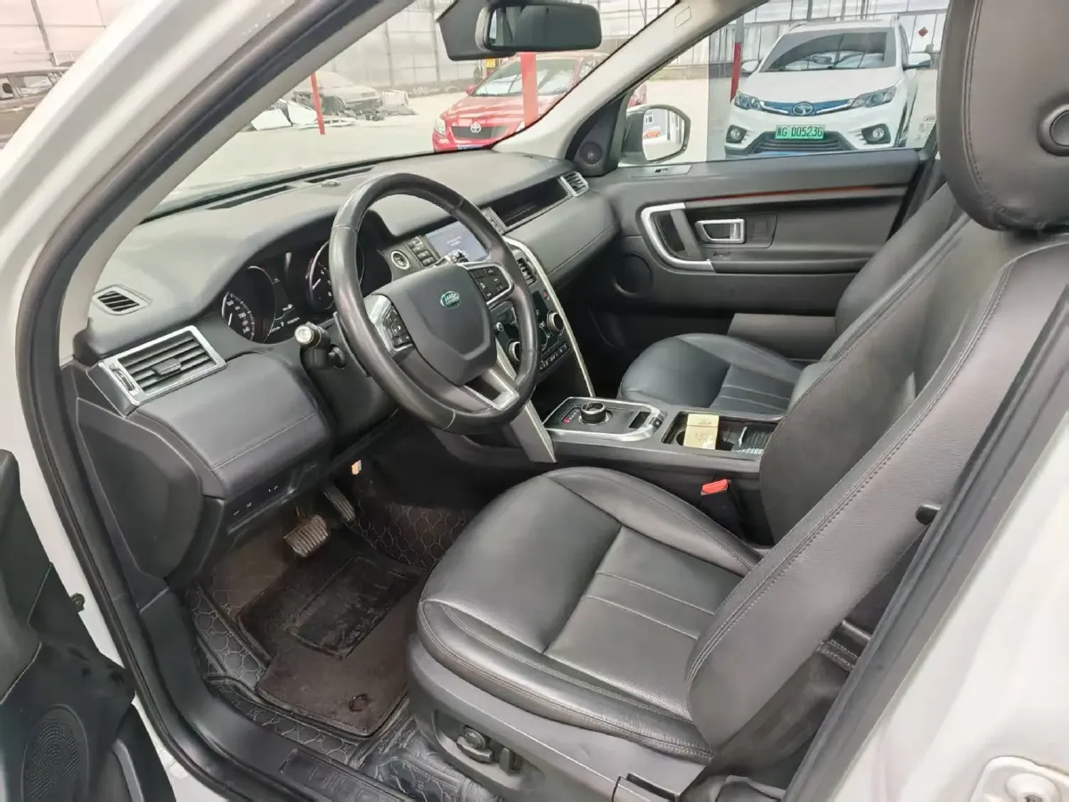 2018 Land Rover Discovery Sport 2.0T 241HP L4 9AT,autocango,china used car exporter,china ev exporter,chinese used car exporter,chinese used ev exporter