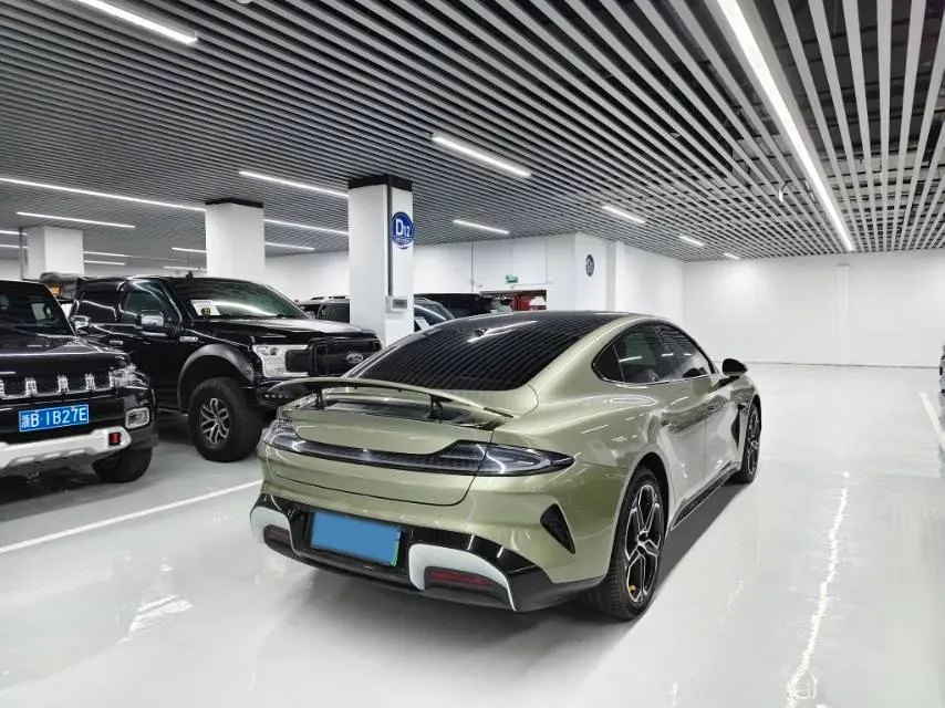 2024 MI SU7 BEV 101KWH,autocango,china used car exporter,china ev exporter,chinese used car exporter,chinese used ev exporter