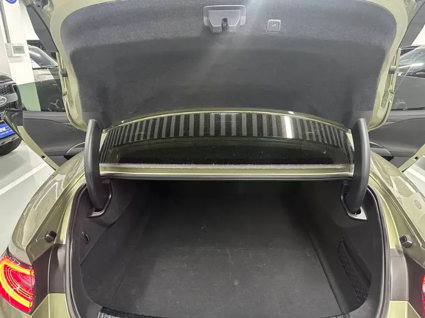 2024 MI SU7 BEV 101KWH,autocango,china used car exporter,china ev exporter,chinese used car exporter,chinese used ev exporter