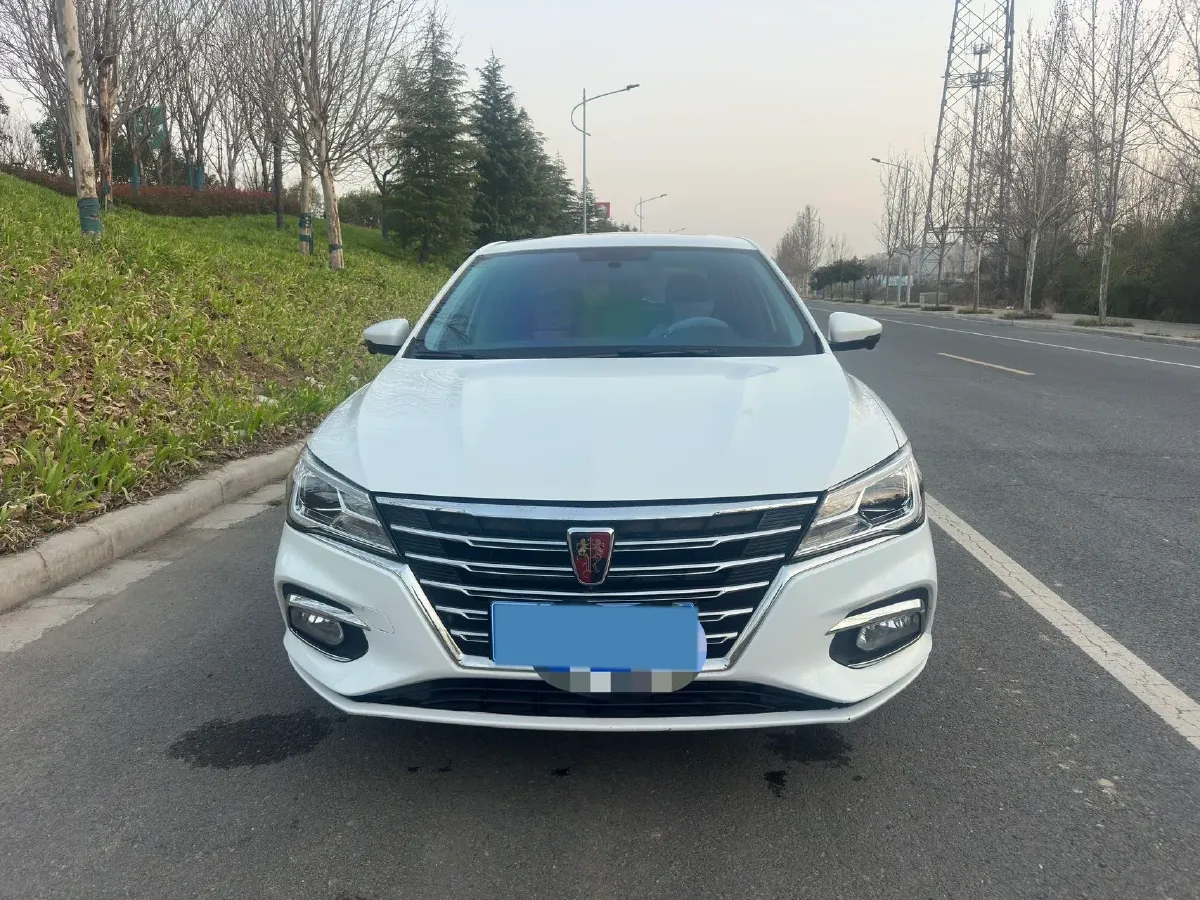 2020 Roewe i5 1.5L 120HP L4 CVT,autocango,china used car exporter,china ev exporter,chinese used car exporter,chinese used ev exporter
