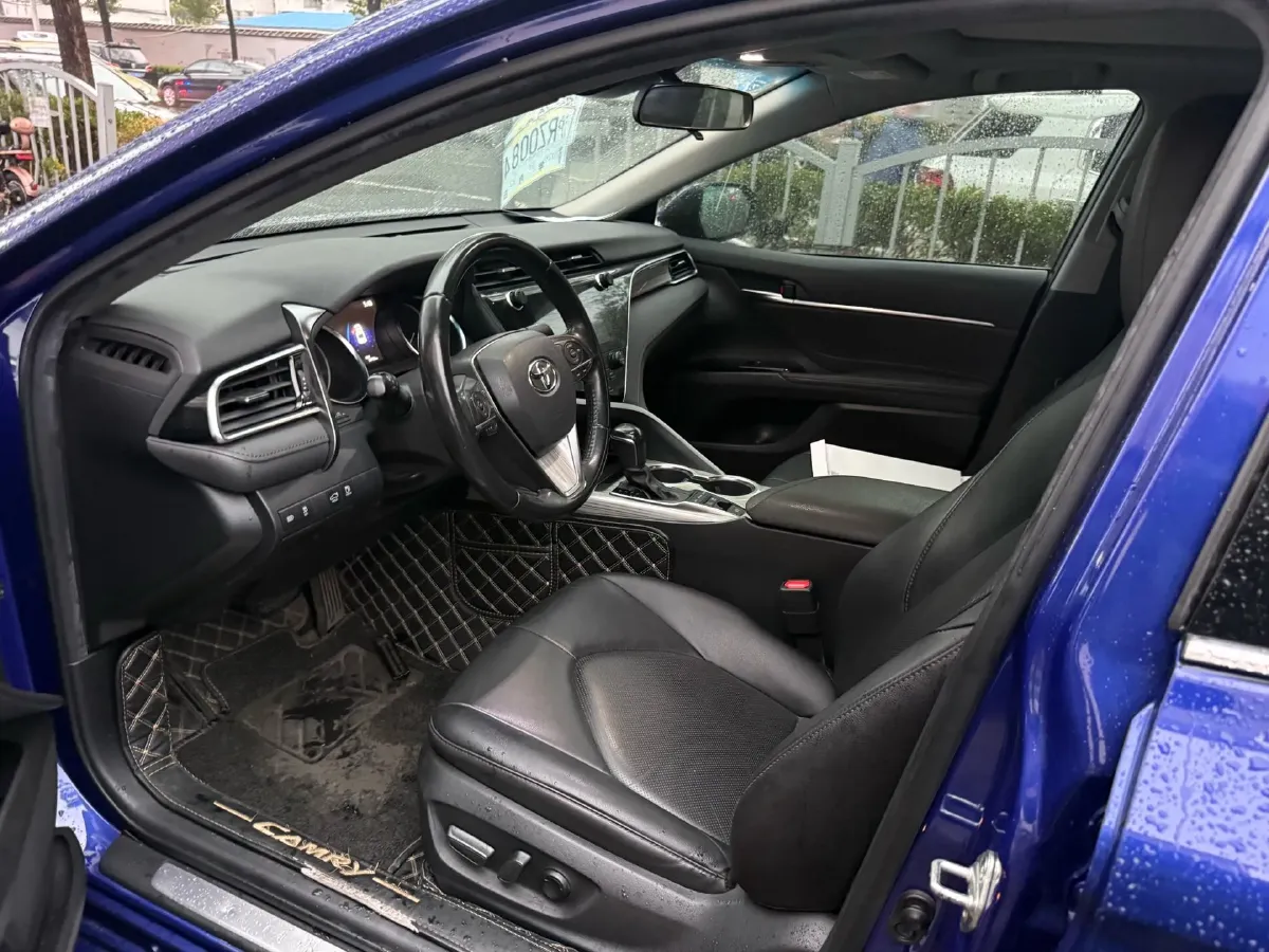 2019 Toyota Camry 2.5L 178HP L4 E-CVT Hybrid,autocango,china used car exporter,china ev exporter,chinese used car exporter,chinese used ev exporter