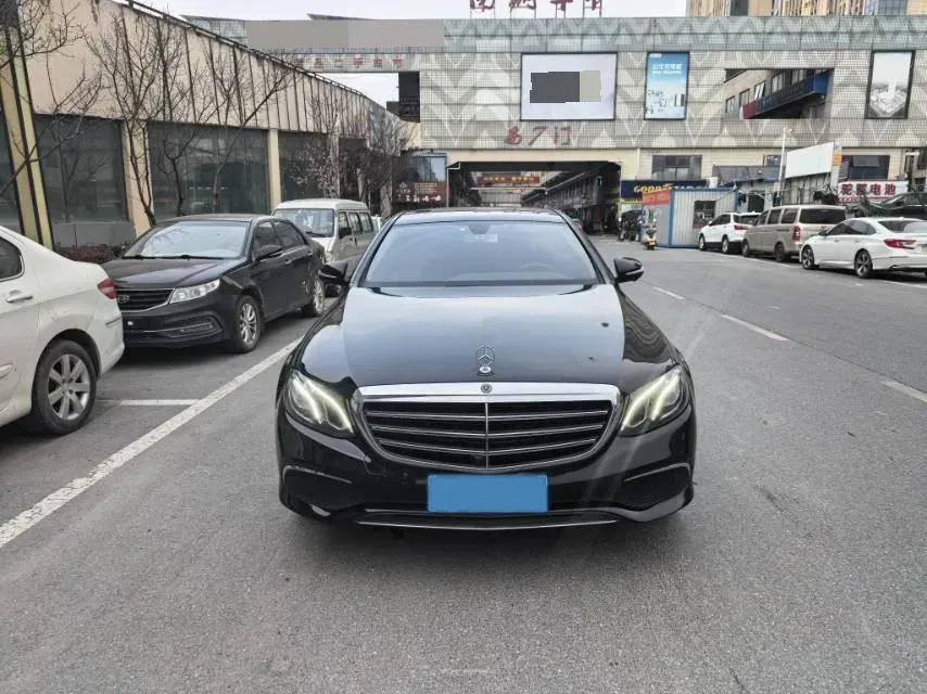 2020 Mercedes-Benz E Class 2.0T 258HP L4 9AT,autocango,china used car exporter,china ev exporter,chinese used car exporter,chinese used ev exporter