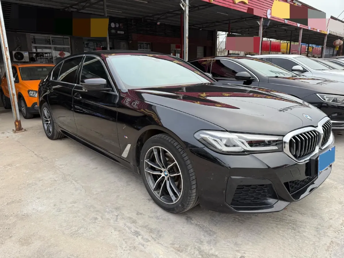 2022 BMW 5 Series 2.0T 184HP L4 8AT,autocango,china used car exporter,china ev exporter,chinese used car exporter,chinese used ev exporter