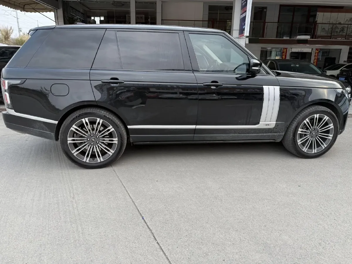 2020 Land Rover Range Rover 3.0T 400HP L6 8AT,autocango,china used car exporter,china ev exporter,chinese used car exporter,chinese used ev exporter