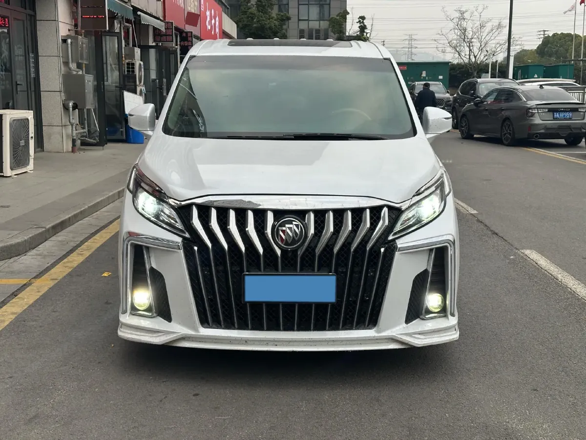 2018 Buick GL8 2.0T 260HP L4 6AT,autocango,china used car exporter,china ev exporter,chinese used car exporter,chinese used ev exporter