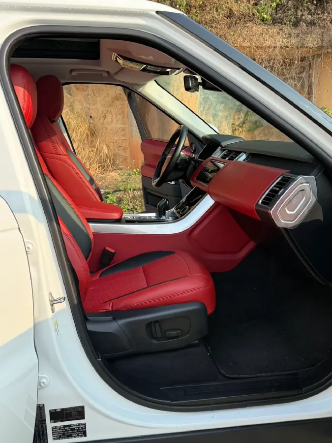 2018 Land Rover Range Rover Sport 3.0T 340HP V6 8AT,autocango,china used car exporter,china ev exporter,chinese used car exporter,chinese used ev exporter