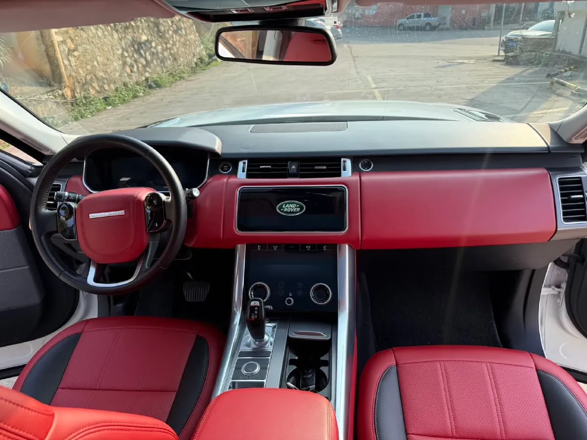 2018 Land Rover Range Rover Sport 3.0T 340HP V6 8AT,autocango,china used car exporter,china ev exporter,chinese used car exporter,chinese used ev exporter