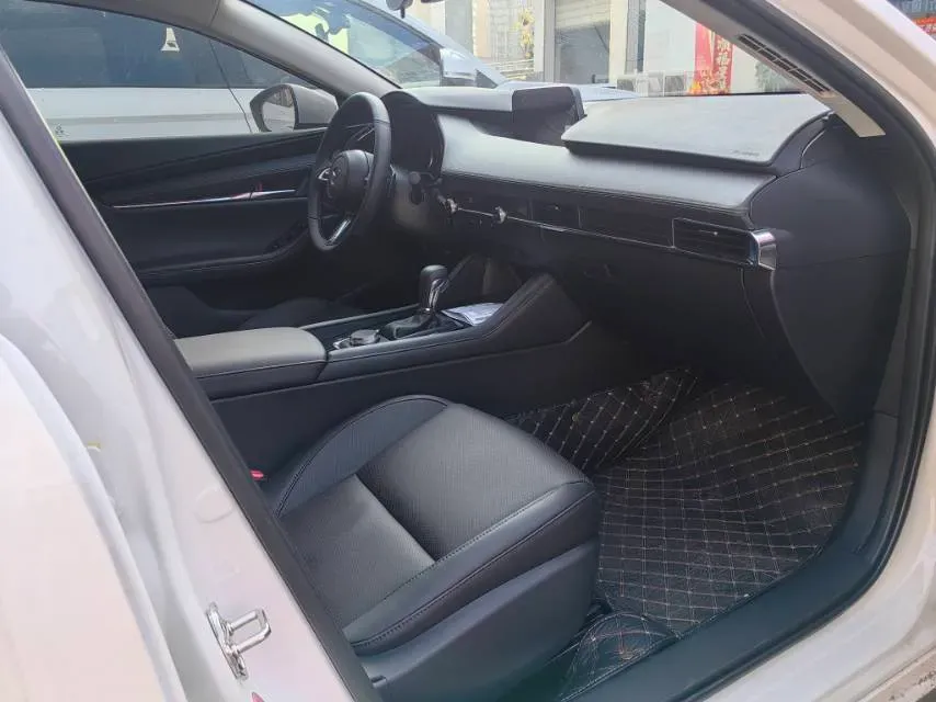 2025 Mazda 3 Axela 2.0L 158HP L4 6AT,autocango,china used car exporter,china ev exporter,chinese used car exporter,chinese used ev exporter