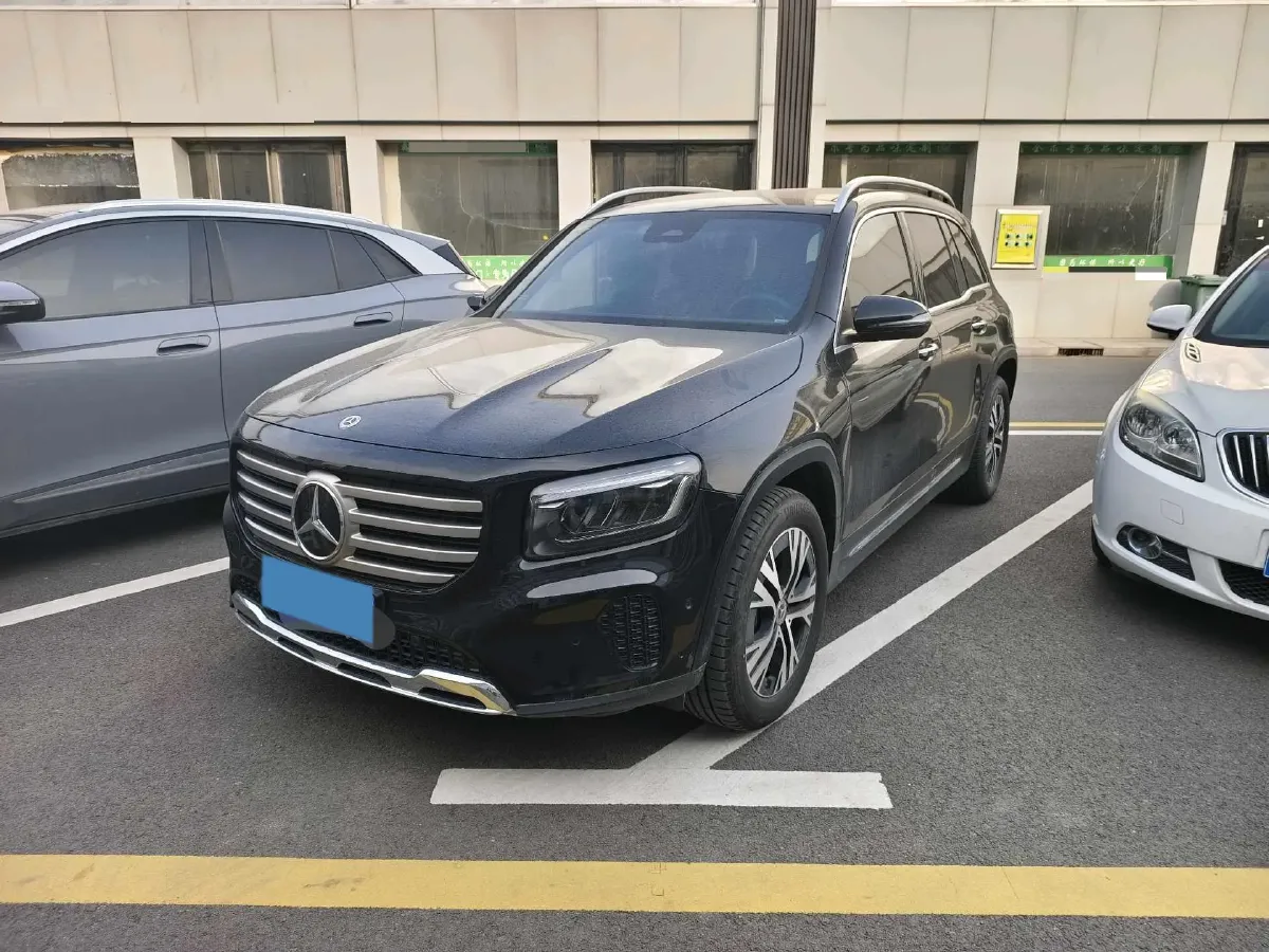 2025 Mercedes-Benz GLB Class 2.0T 190HP L4 8DCT,autocango,china used car exporter,china ev exporter,chinese used car exporter,chinese used ev exporter