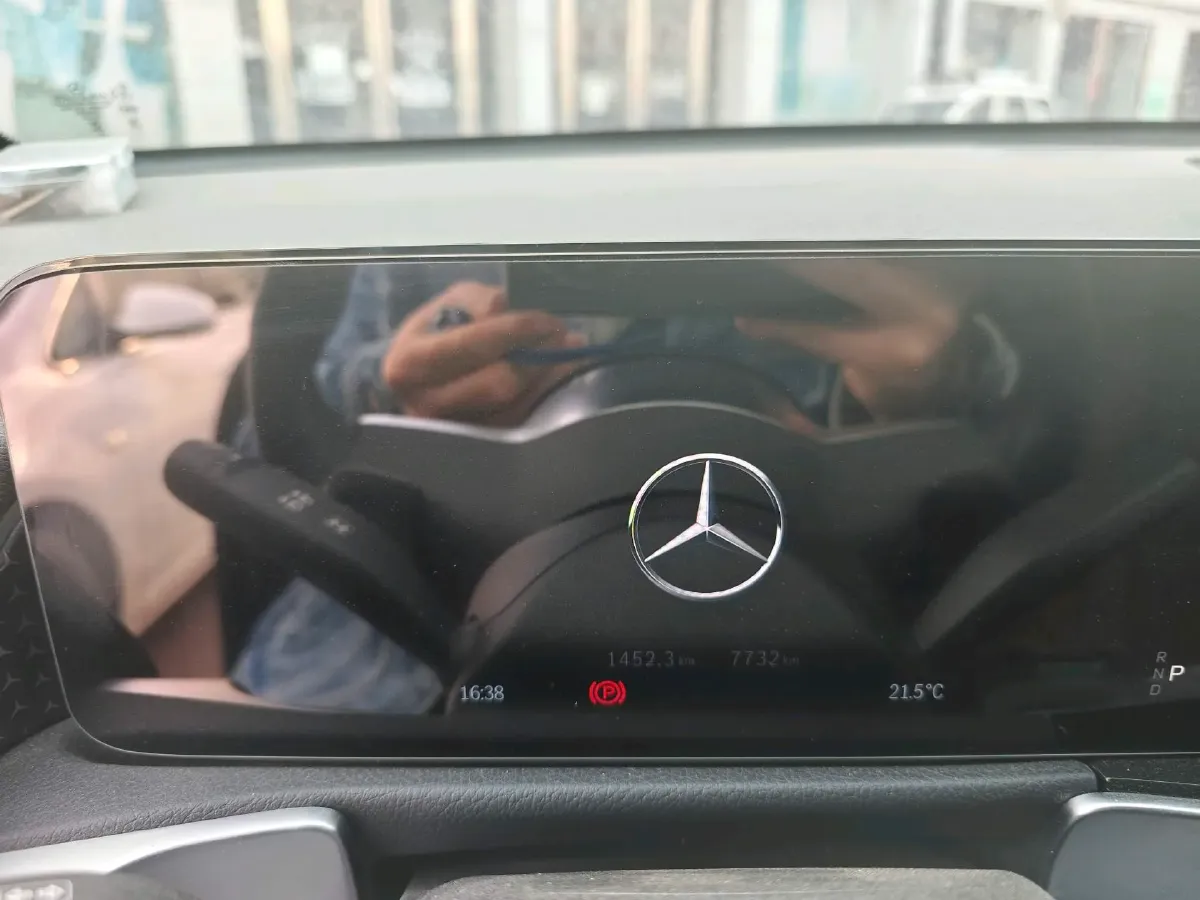 2025 Mercedes-Benz GLB Class 2.0T 190HP L4 8DCT,autocango,china used car exporter,china ev exporter,chinese used car exporter,chinese used ev exporter