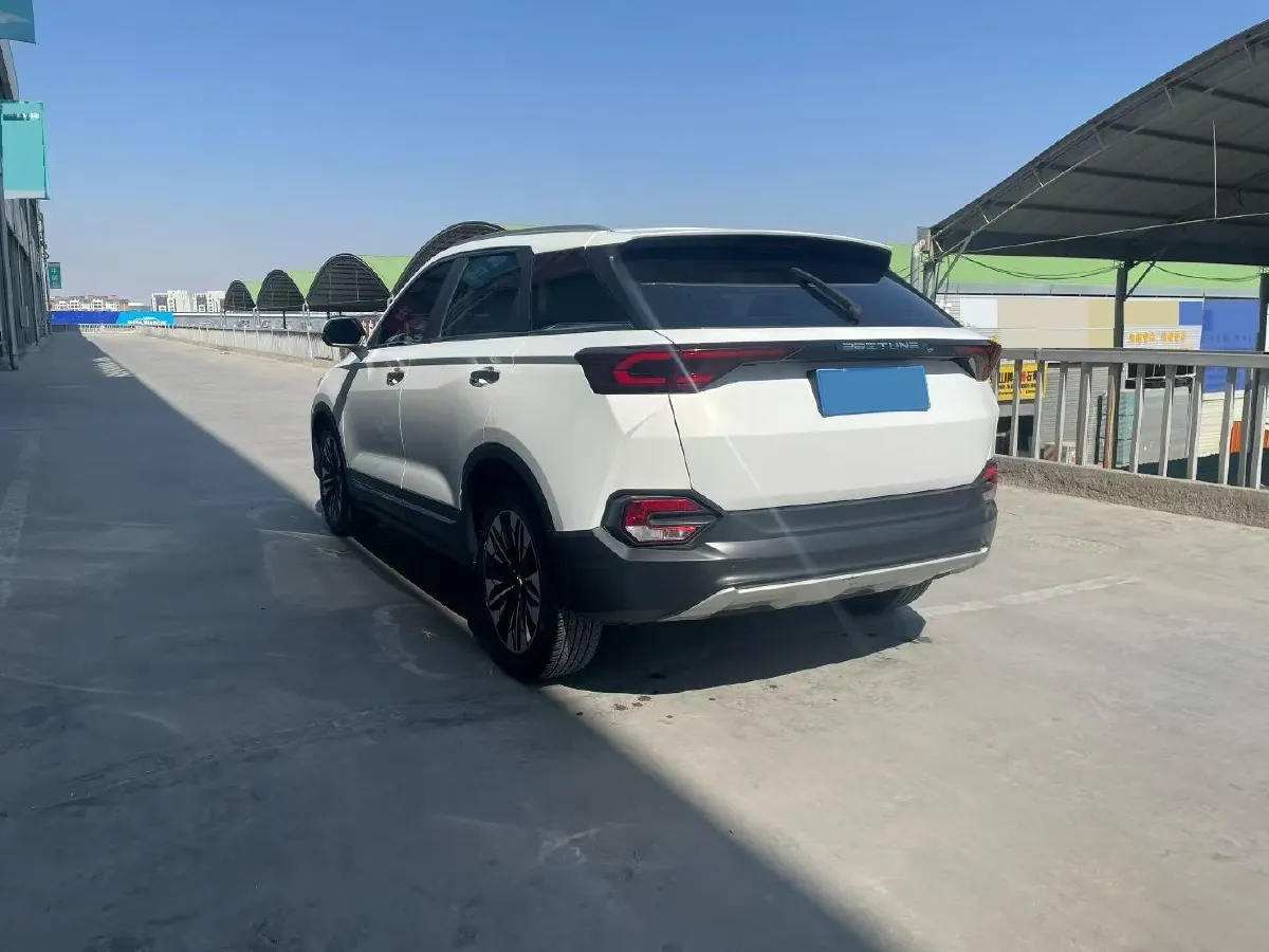 2021 Bestune T77 1.5T 169HP L4 7DCT,autocango,china used car exporter,china ev exporter,chinese used car exporter,chinese used ev exporter