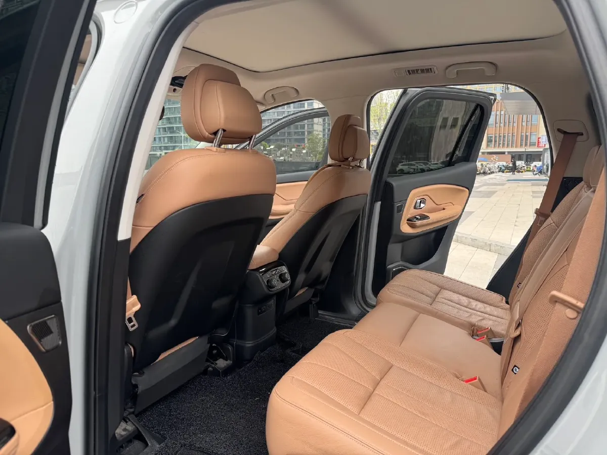 2018 NIO ES8 BEV 70KWH,autocango,china used car exporter,china ev exporter,chinese used car exporter,chinese used ev exporter