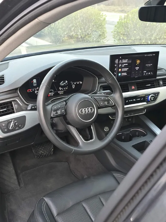 2020 Audi A4L 2.0T 190HP L4 7DCT,autocango,china used car exporter,china ev exporter,chinese used car exporter,chinese used ev exporter