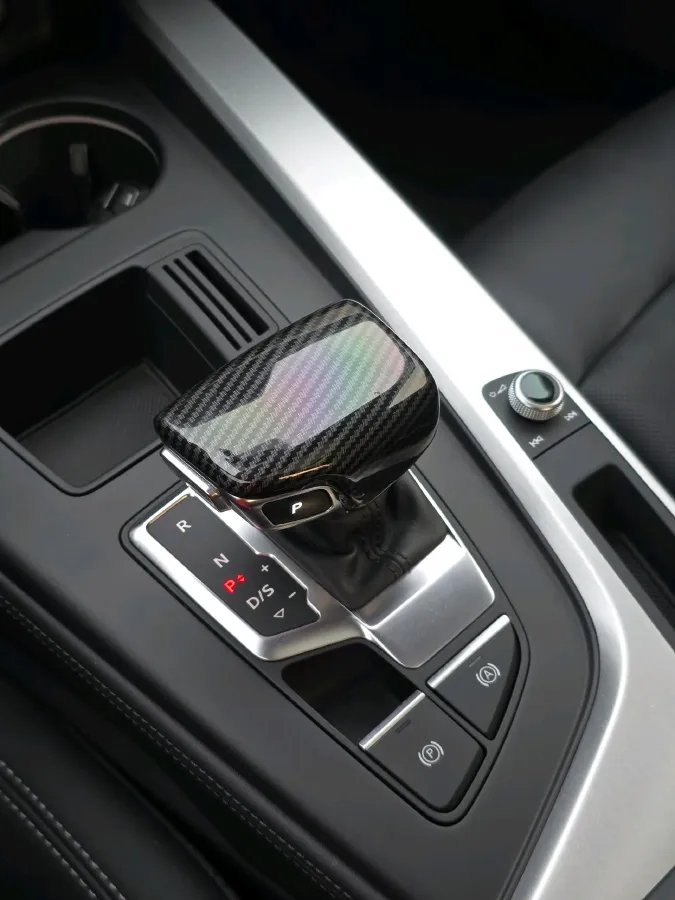 2020 Audi A4L 2.0T 190HP L4 7DCT,autocango,china used car exporter,china ev exporter,chinese used car exporter,chinese used ev exporter