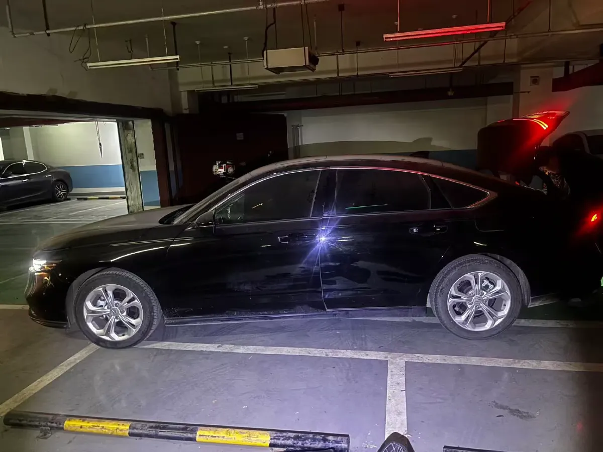 2023 Honda Accord 1.5T 192HP L4 CVT,autocango,china used car exporter,china ev exporter,chinese used car exporter,chinese used ev exporter