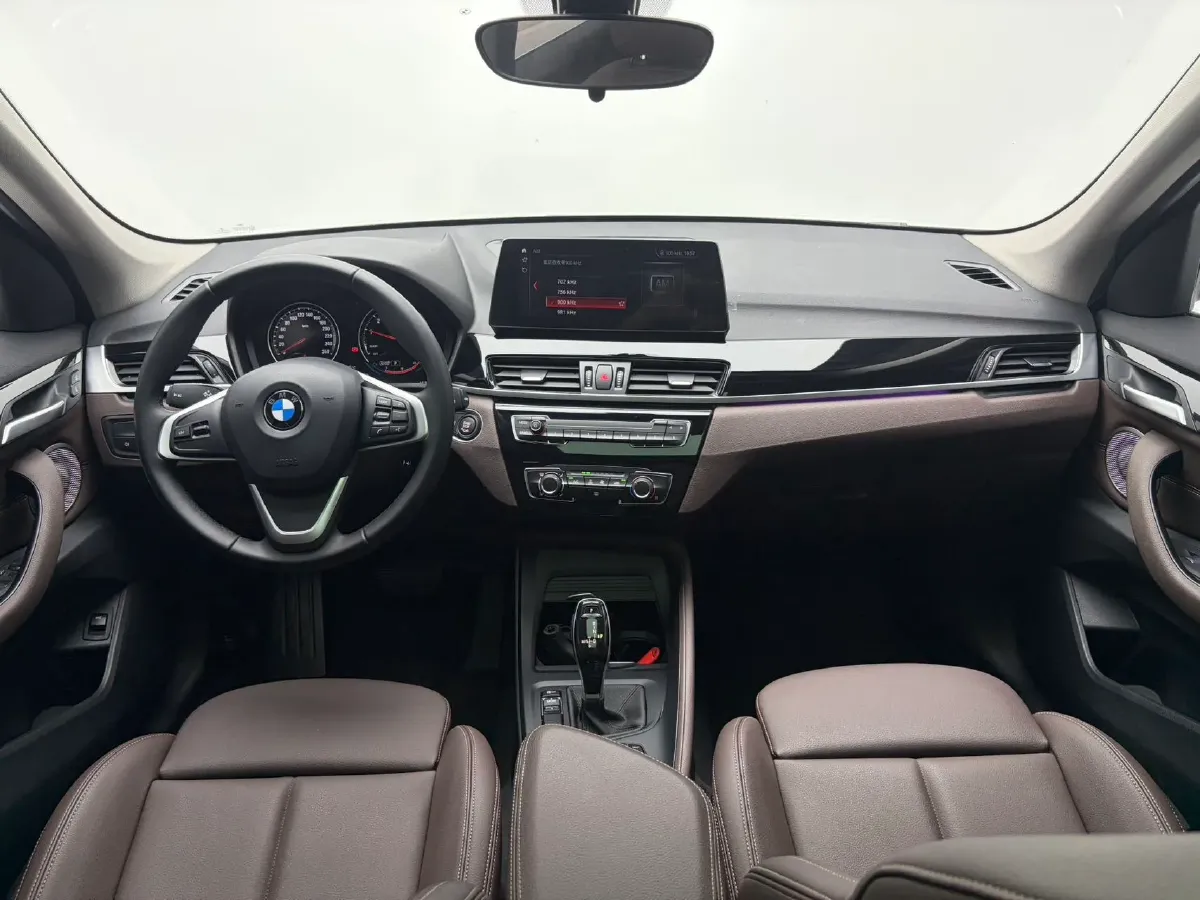 2022 BMW X1 1.5T 140HP L3 7DCT,autocango,china used car exporter,china ev exporter,chinese used car exporter,chinese used ev exporter