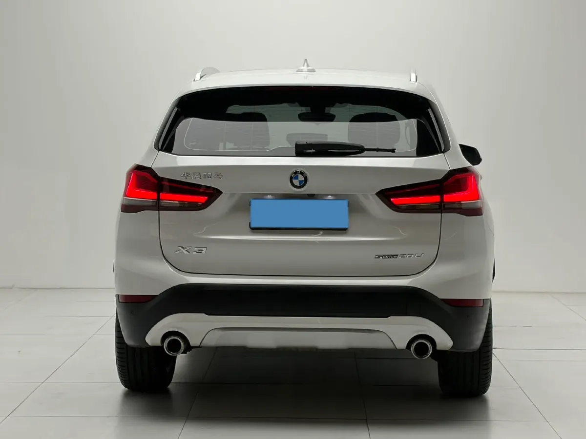 2022 BMW X1 1.5T 140HP L3 7DCT,autocango,china used car exporter,china ev exporter,chinese used car exporter,chinese used ev exporter