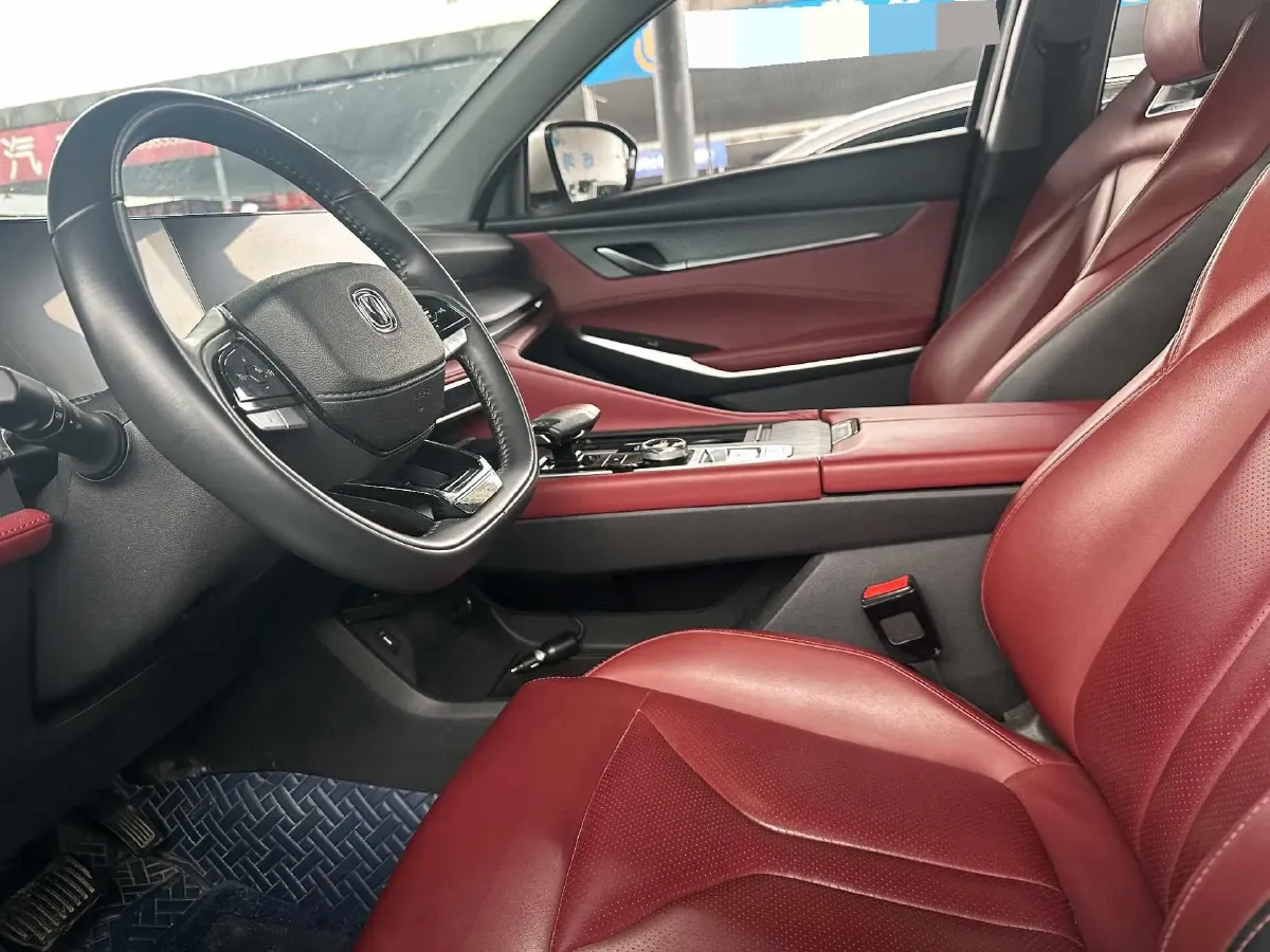 2022 ChangAn CS75 Plus 1.5T 188HP L4 8AT,autocango,china used car exporter,china ev exporter,chinese used car exporter,chinese used ev exporter
