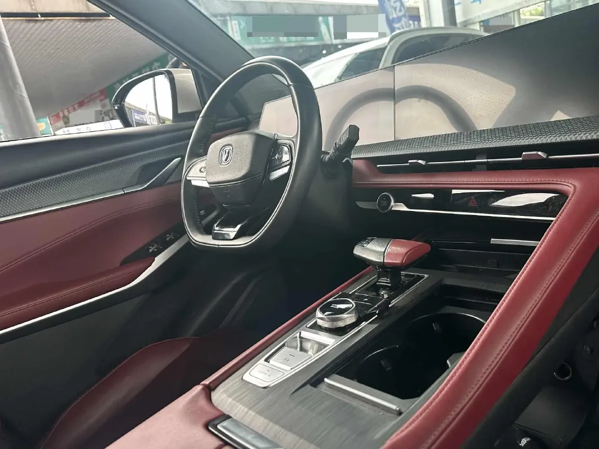 2022 ChangAn CS75 Plus 1.5T 188HP L4 8AT,autocango,china used car exporter,china ev exporter,chinese used car exporter,chinese used ev exporter