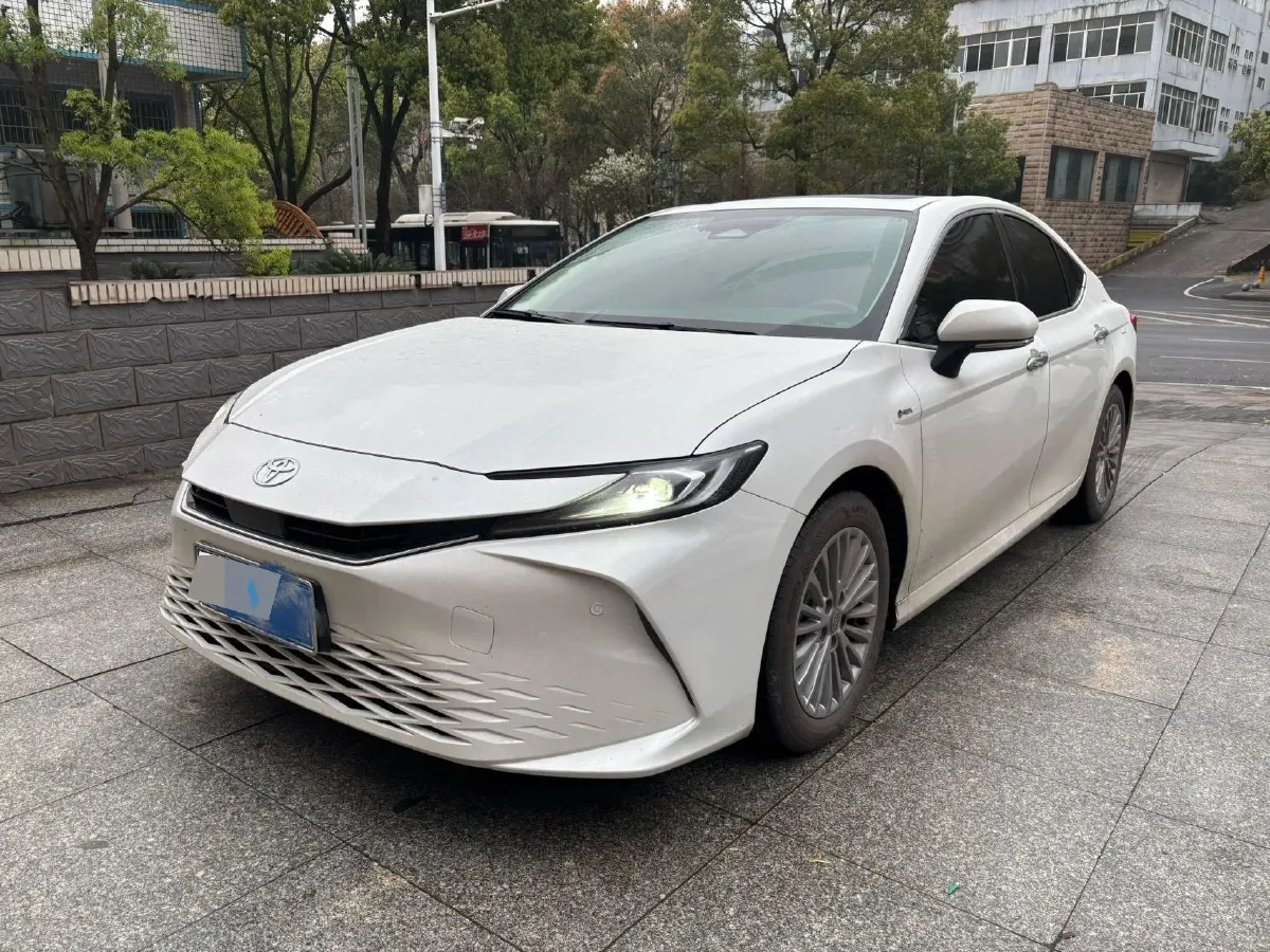 2024 Toyota Camry 2.0L 152HP L4 E-CVT Hybrid,autocango,china used car exporter,china ev exporter,chinese used car exporter,chinese used ev exporter
